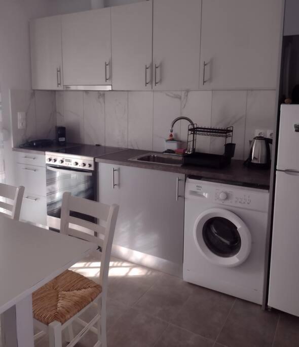 Snowbird-Late Check-Out Apartment Ierapetra  Luaran gambar