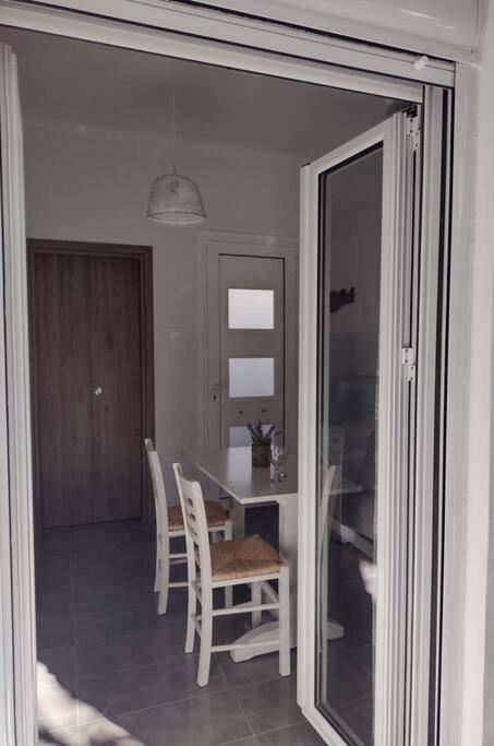 Snowbird-Late Check-Out Apartment Ierapetra  Luaran gambar