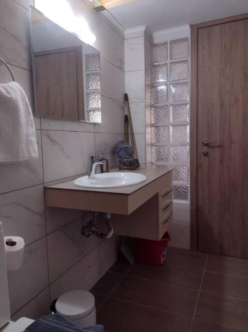Snowbird-Late Check-Out Apartment Ierapetra  Luaran gambar